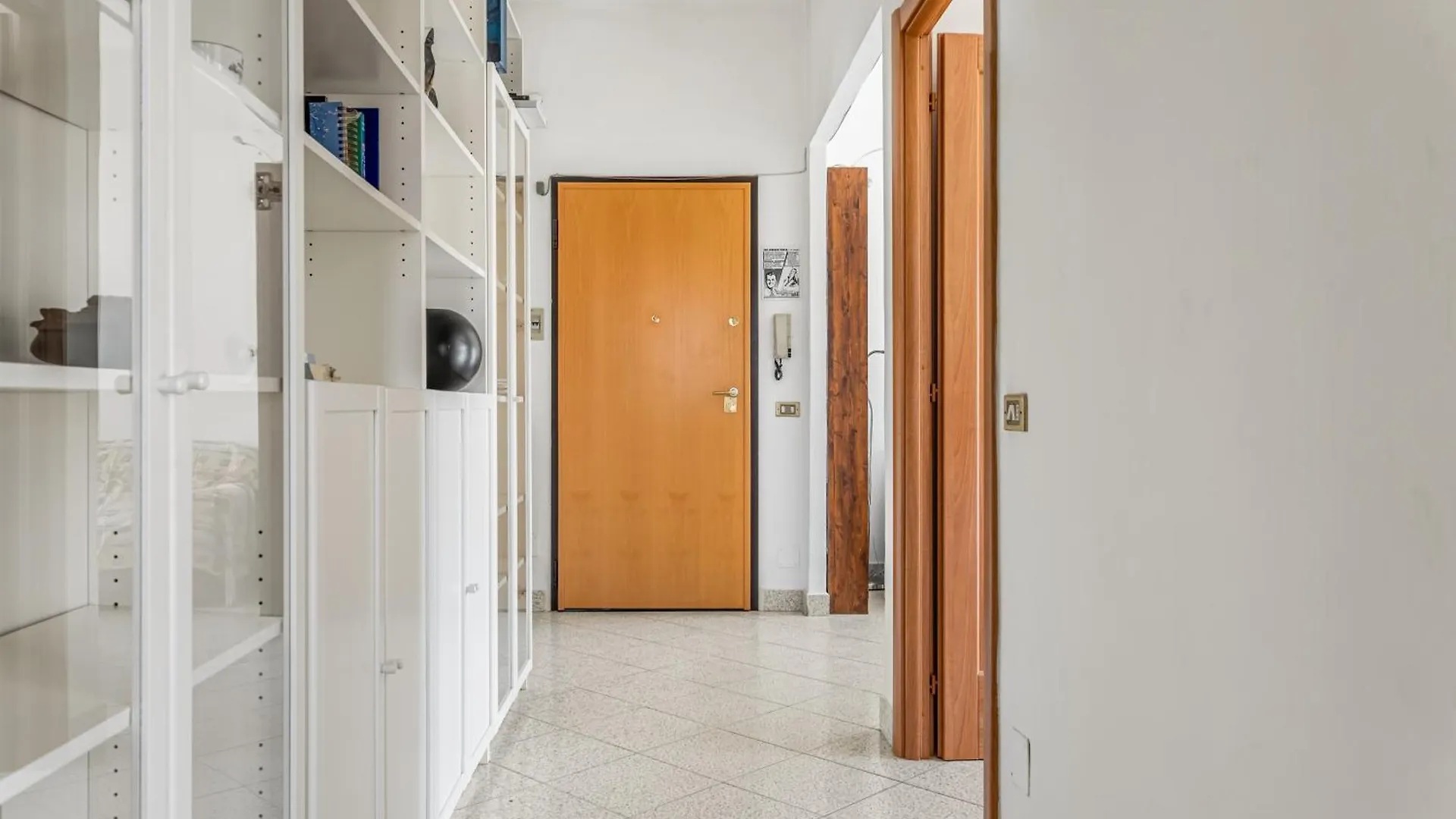 Apartment Da Bianca Central & Functional Flat La Spezia Italy